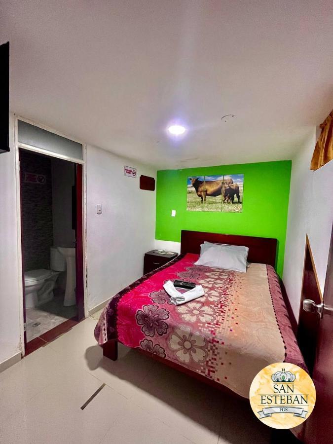 Hostal San Esteban Fgs Тунха Екстер'єр фото